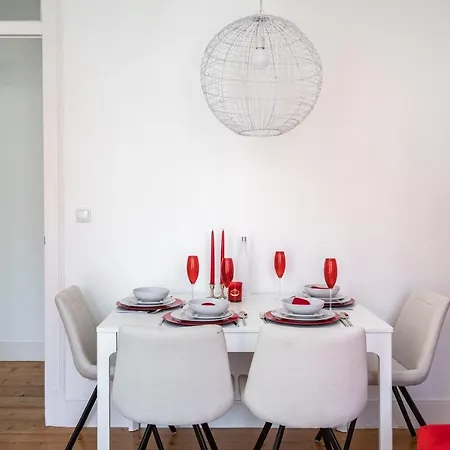 Akicity Campolide Apollo Apartamento *